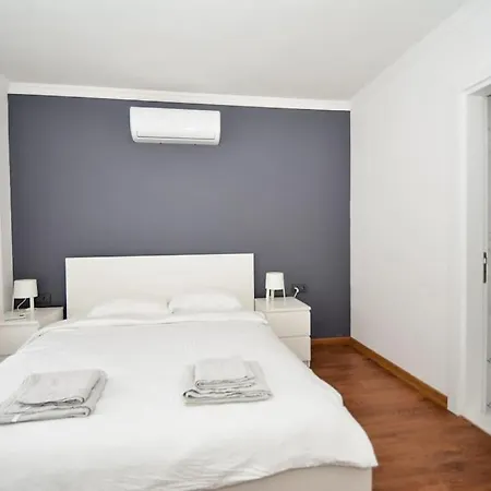 300m To 2 Bedroom Upstairs Flat With Pool B2 - Yeni Dunya * Bodrum