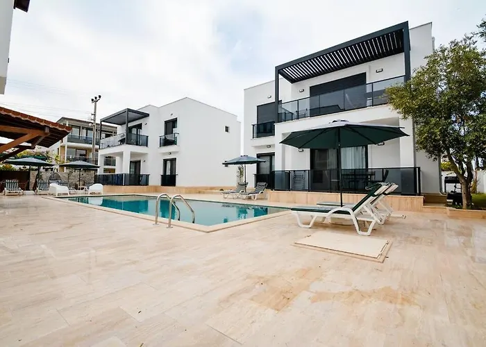 아파트 300m To 2 Bedroom Upstairs Flat With Pool B2 - Yeni Dunya *