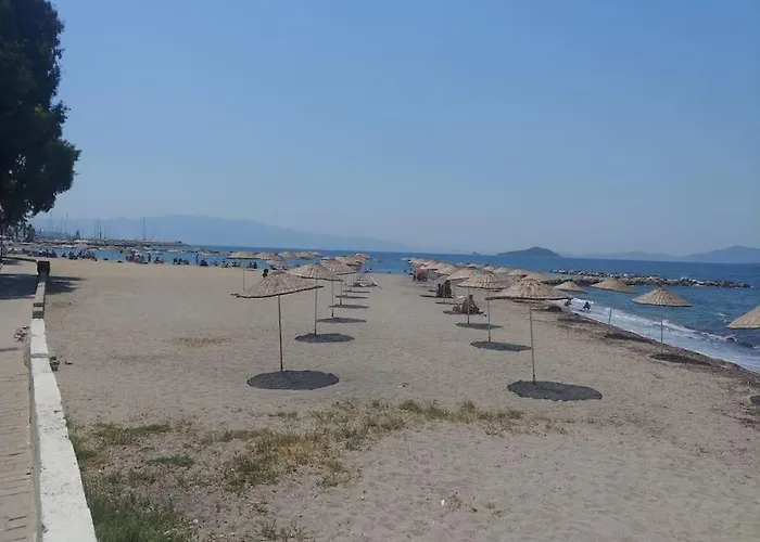 300m To 2 Bedroom Upstairs Flat With Pool B2 - Yeni Dunya Bodrum