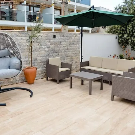 300m To 2 Bedroom Upstairs Flat With Pool - Yeni Duenya B2 * Bodrum